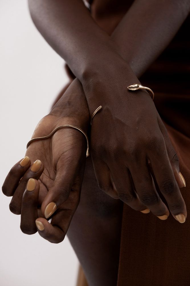 OUTLINES BRACELET