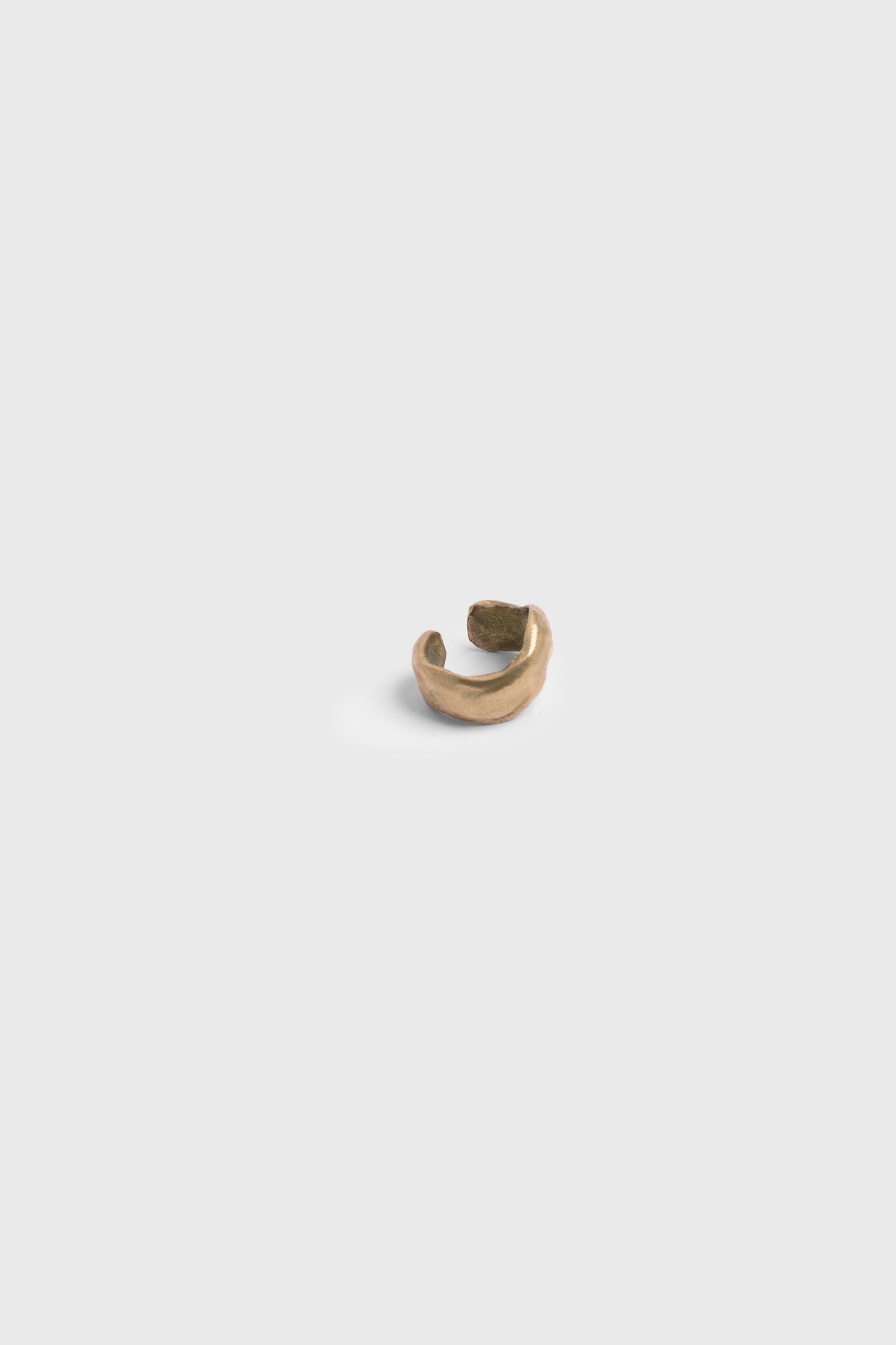 OUTLINES EARCUFF 02